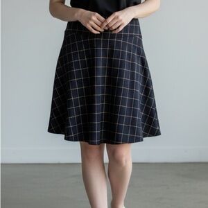 Ann Taylor LOFT Navy and Gold Windowpane Plaid Elastic Waist Skirt - Size Large
